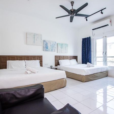 Nautilus Bay Home Inn جورج تاون المظهر الخارجي الصورة