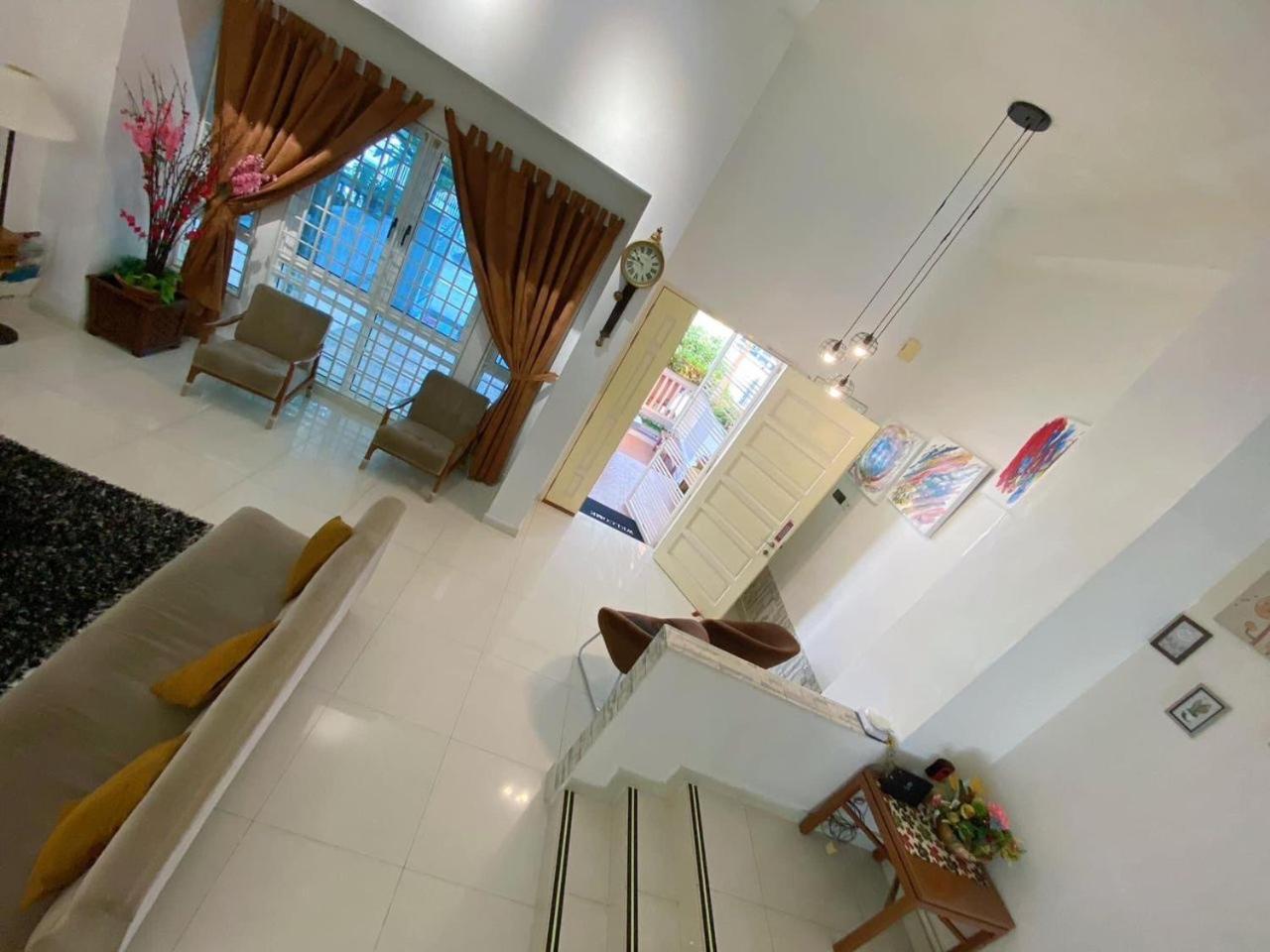 Nautilus Bay Home Inn جورج تاون المظهر الخارجي الصورة